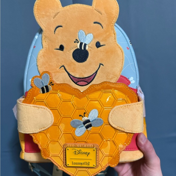 Loungefly Disney Winnie the Pooh Honey Heart Honey Scented Mini Backpack - Picture 4 of 9
